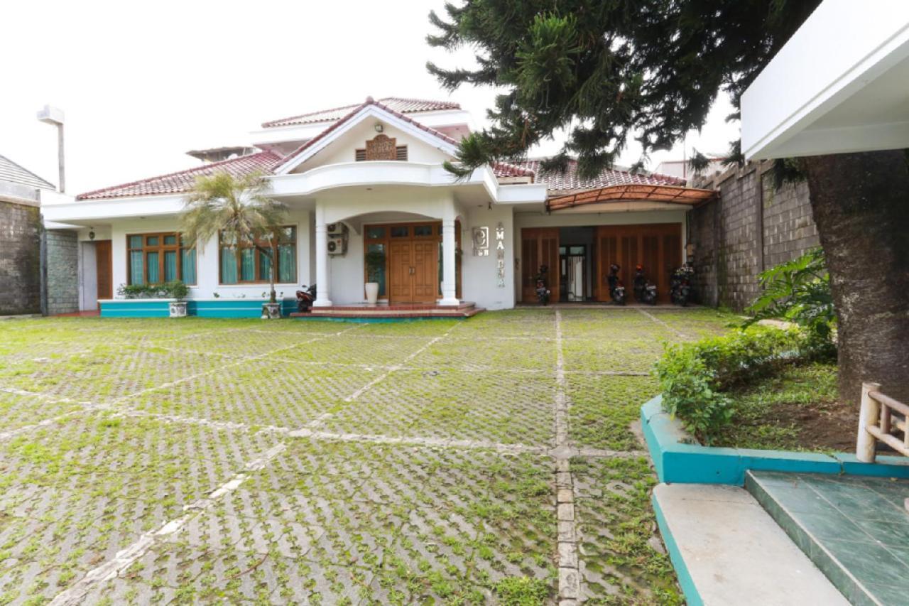 Reddoorz Syariah Near Alun Alun Magelang Bayeman Exterior foto
