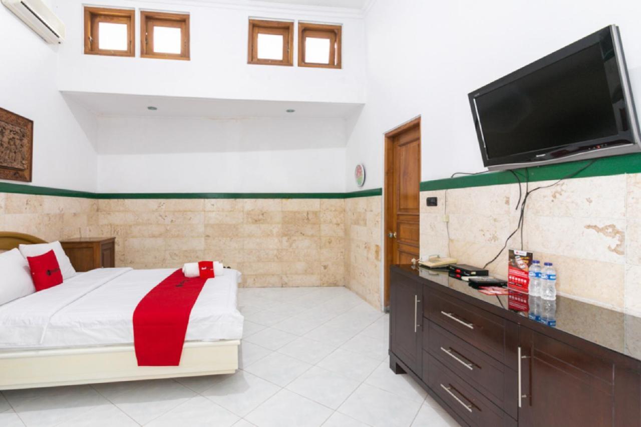 Reddoorz Syariah Near Alun Alun Magelang Bayeman Exterior foto